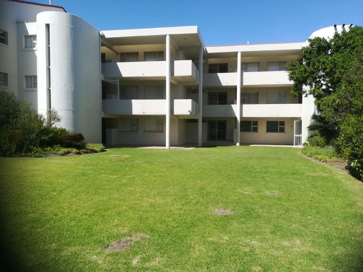 Bayview 303 Apartment Hermanus Exterior photo